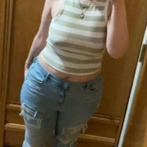 Hollister-co Women's Green and White Vest